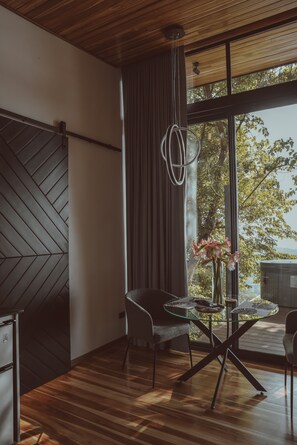 Black Glass Haus with Hot Tub and Panoramic Views | Private kitchen | Coffee/tea maker, electric kettle, dining tables