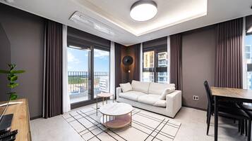 Family Two Rooms Random | Ausblick vom Zimmer