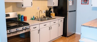 Builditplace! Kid friendly Stay, Play and Create!