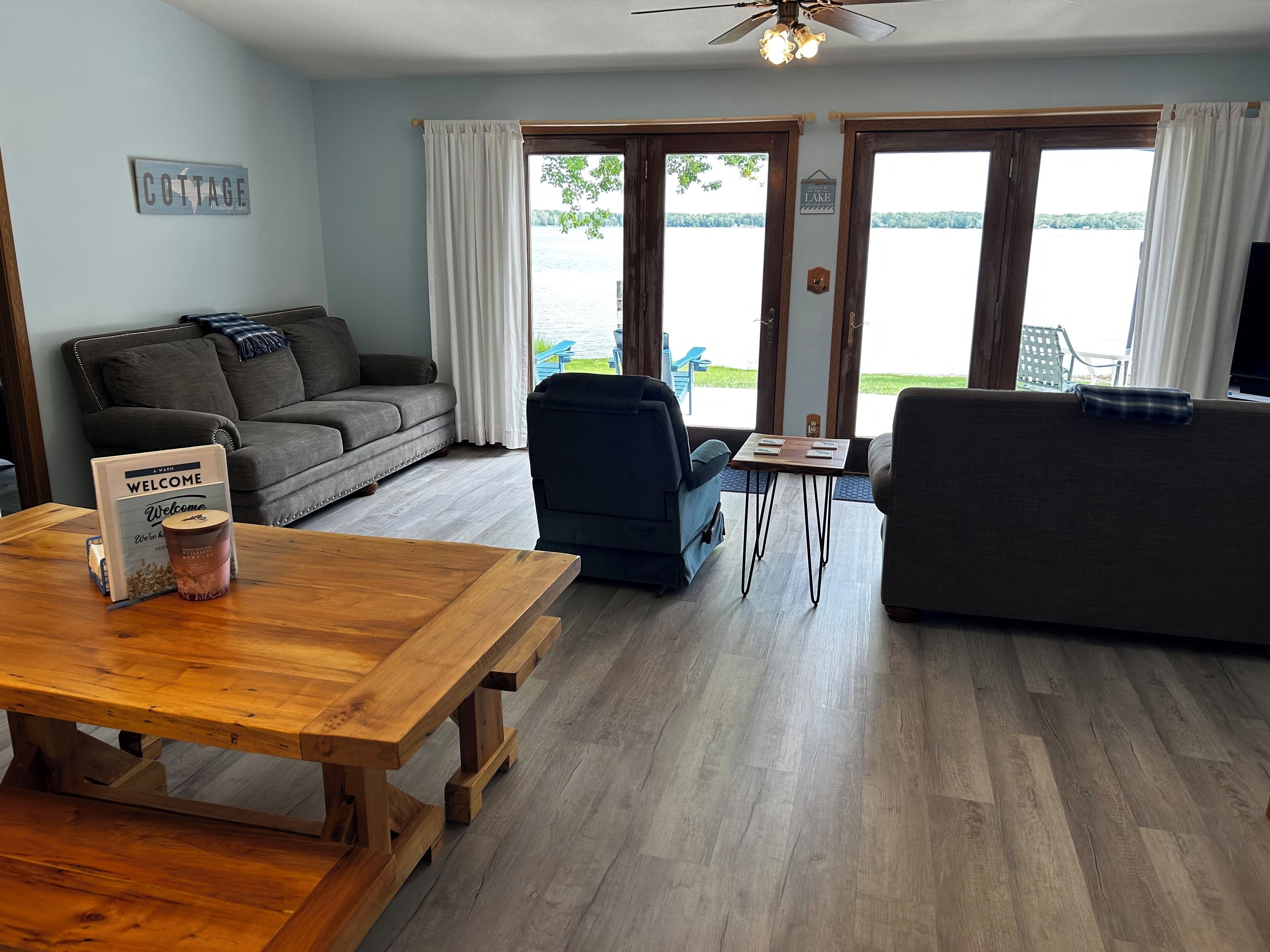 Smart TV, DVD player