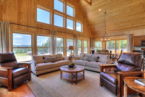 テレビ、卓球台