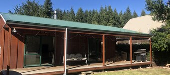 Sunny, private getaway in Naseby