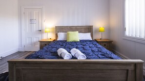 3 bedrooms, WiFi, bed sheets - The Rise Longford Farmhouse (FAULKLAND)