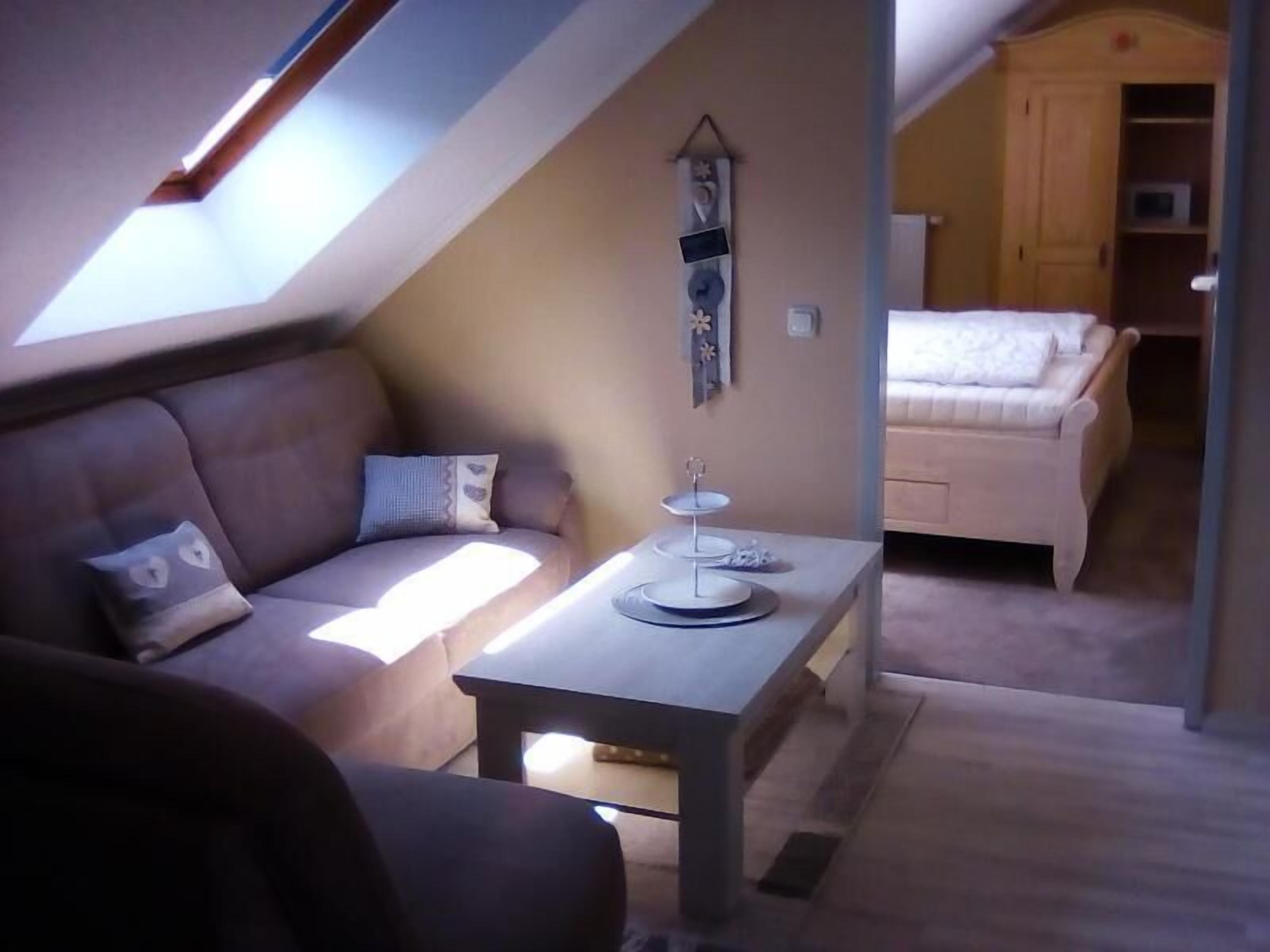 3 Zimmer 5 Sterne 530-530-01-Wohnzimmer