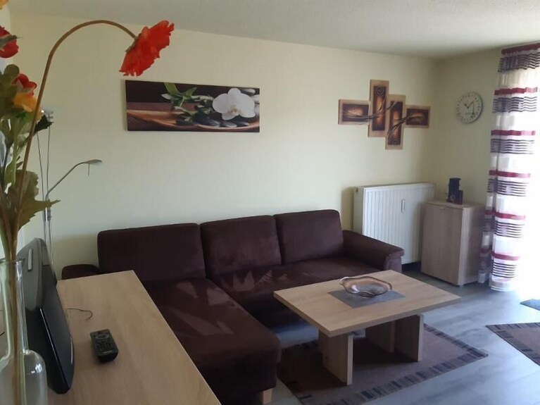 Gemütliches Zwei-zimmer-appartement Für Bis Zu 4 Personen Mit Eigenem Balkon Oder Terrasse - Viechtach