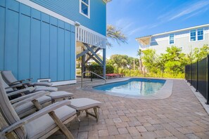 Uklassifisert bilde, 3 av 47, knapp