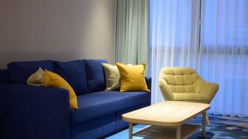 ํ๋
ธ๋ผ๋ฏน ๋๋ธ๋ฃธ | ๊ฑฐ์ค ๊ณต๊ฐ