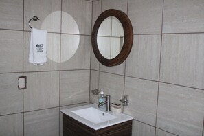 Bathroom - Cabañas San José de la Montaña (Marcos Castellanos)