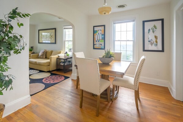 تناول الطعام