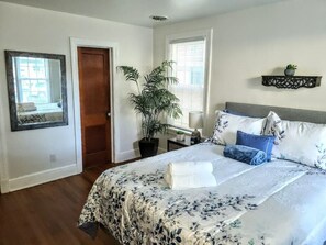 2 bedrooms, iron/ironing board, free WiFi, bed sheets