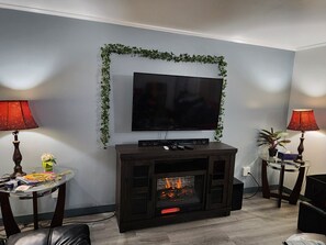 Interior - Cottage on the Country Club (Oneonta)