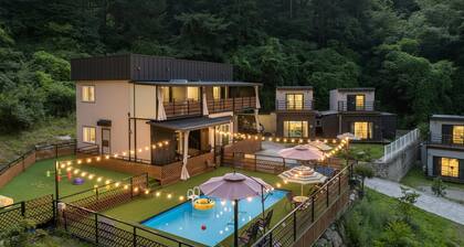 Hongcheon Stoneisland Pension