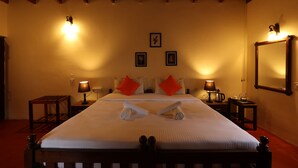 Deluxe Room | Meja, Wi-fi percuma, dilengkapkan perabot secara berasingan 