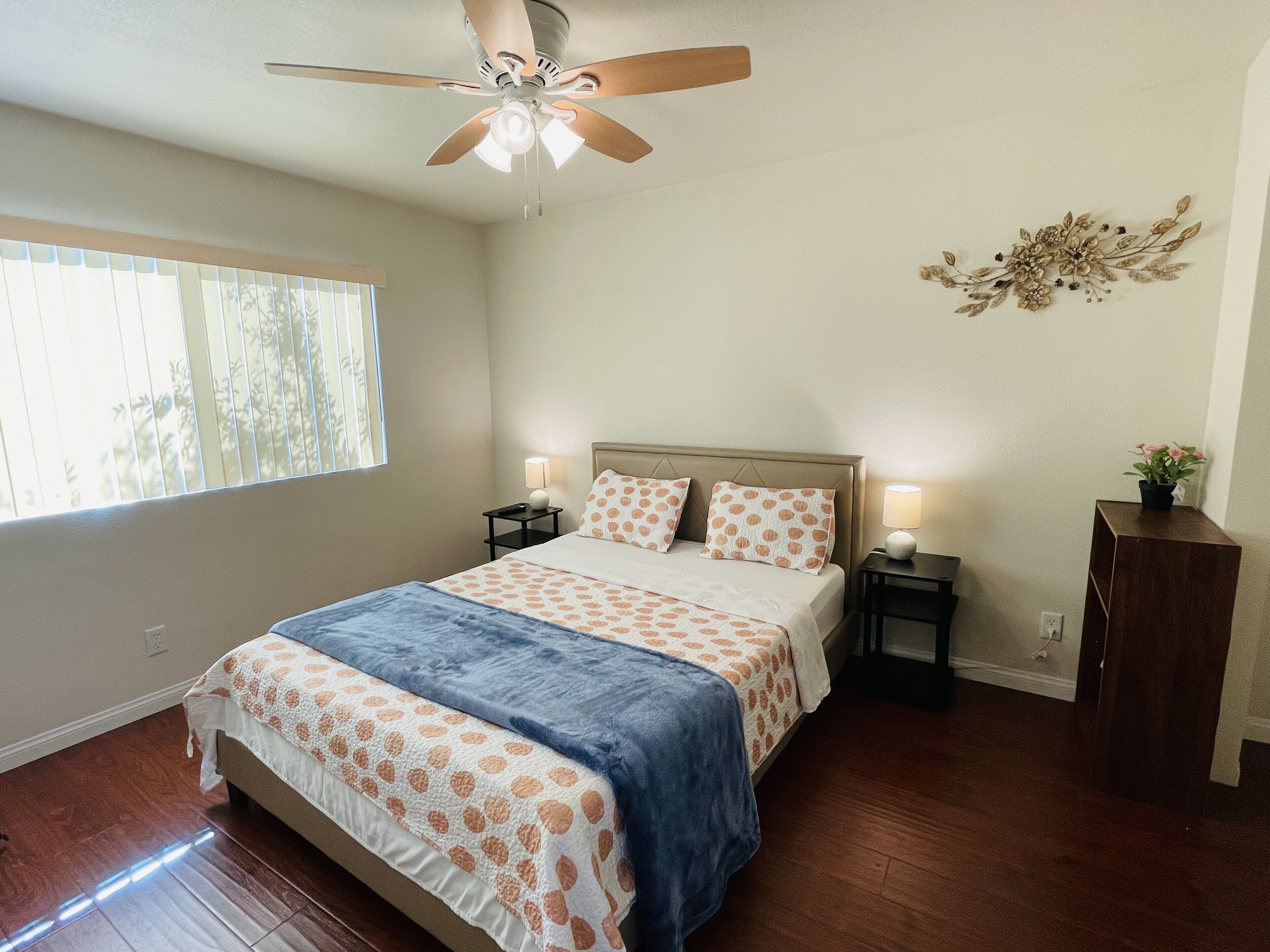 4 Schlafzimmer, Zimmersafe, Bügeleisen/Bügelbrett, Reisekinderbett