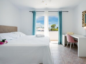 4 bedrooms, iron/ironing board, Internet, bed sheets - Santa Ana L16 Balcon and Terrace (Costa del Silencio)