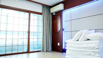 Room (Condo type ondol side ocean view)