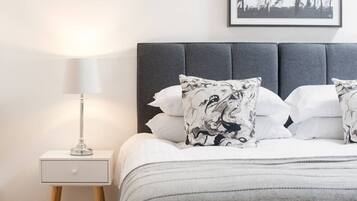 4 chambres, bureau, fer et planche Ă repasser, Wi-Fi gratuit