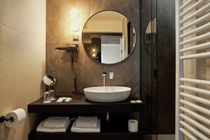 Standard Double or Twin Room | Bathroom | Free toiletries, hair dryer, slippers, towels