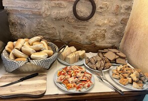 Petit déjeuner buffet compris tous les jours
