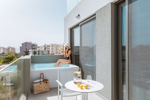 Noemie Luxury Suite 106 | 발코니 전망