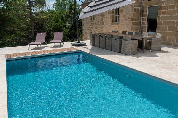 Piscine extérieure, piscine chauffée