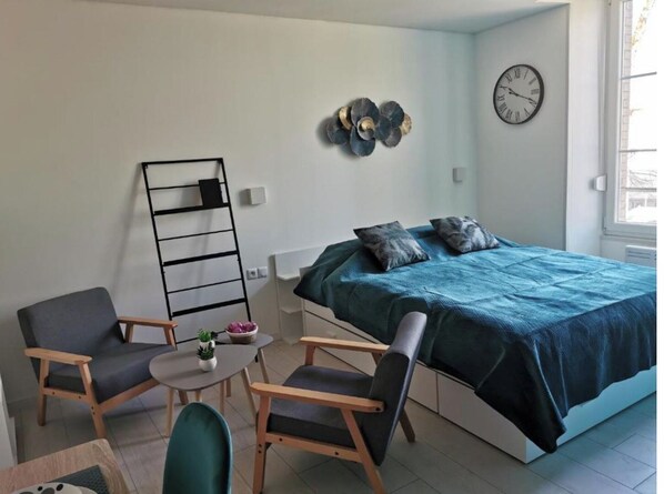 1 bedroom, iron/ironing board, travel crib, free WiFi - Le 147, studio classé 2 étoiles , au Continental, Thermes de Vittel (Vittel)