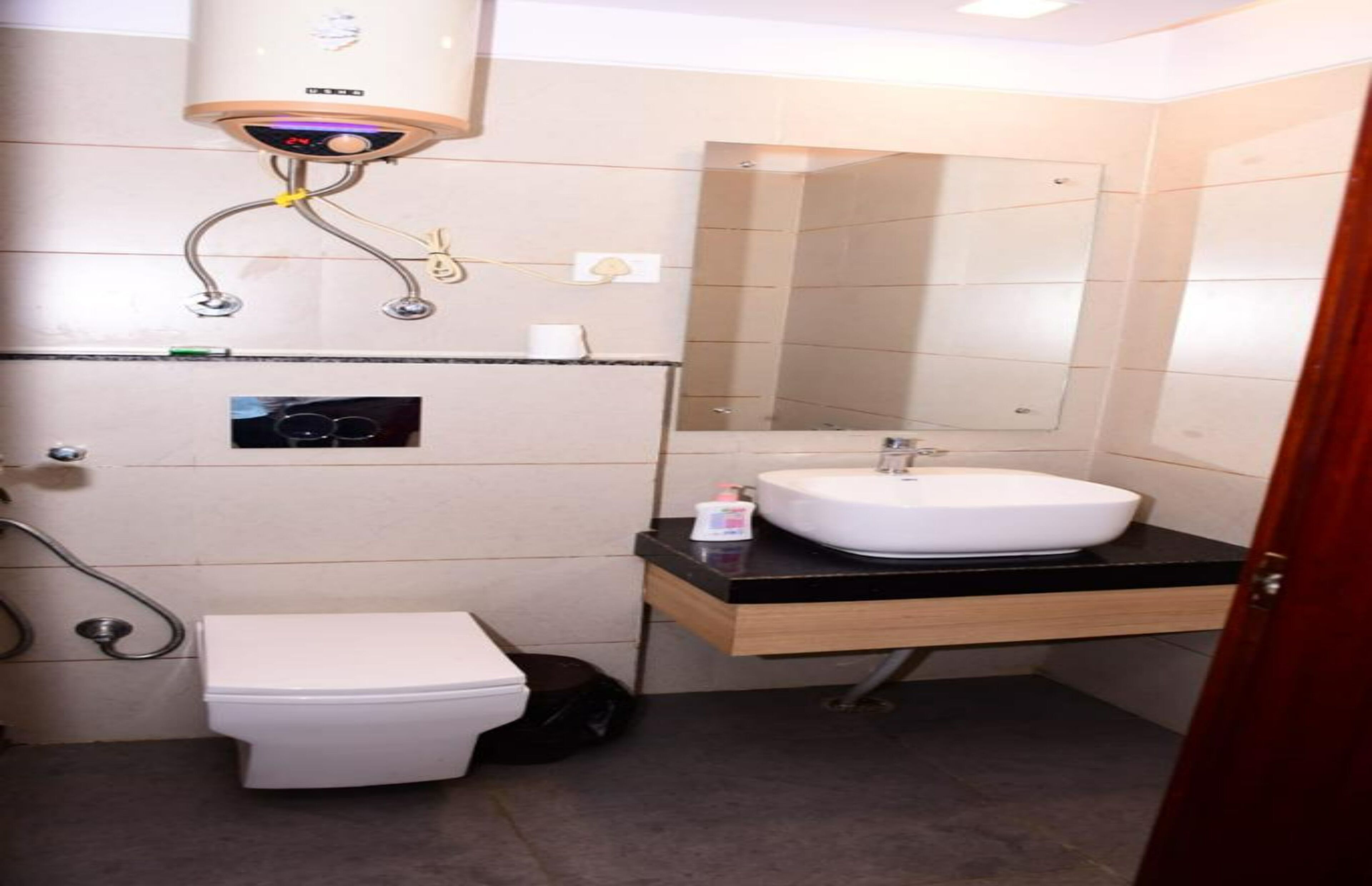 Luxury Room | Bathroom