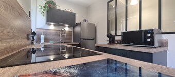 Village House Near Zoo de Beauval & Loire Castles, with Courtyard, Air-Con, and Private Parking