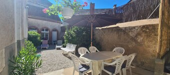 Village House Near Zoo de Beauval & Loire Castles, with Courtyard, Air-Con, and Private Parking