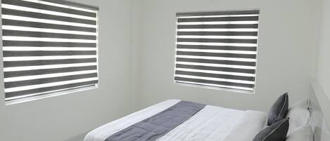 3 soverom, skrivebord, strykejern/-brett og wi-fi