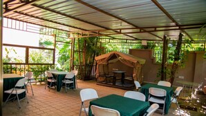 Restaurant - Lush Garden Business Hotel (Arusha)