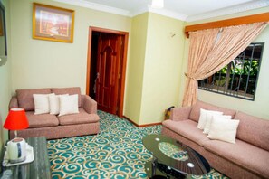 エグゼクティブ ルーム | リビング エリア | スマートテレビ