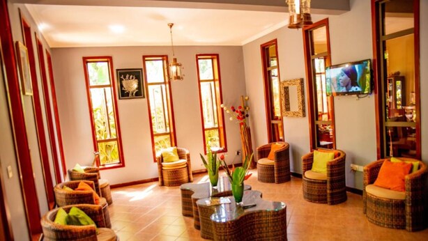 Lobby - Lush Garden Business Hotel (Arusha)