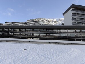 Exterior - Modern, bright apartment, center, balcony, sleeps 8 (Les Menuires)