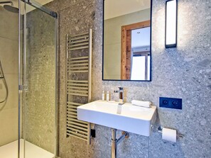 Towels - Luxury apartment, 3 bedrooms, terrace, concierge, central Méribel (Méribel)