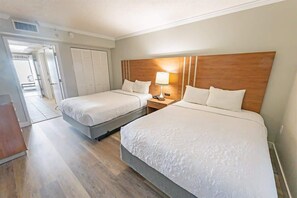 1 chambre, fer et planche à repasser, accès au Wi-Fi (inclus)