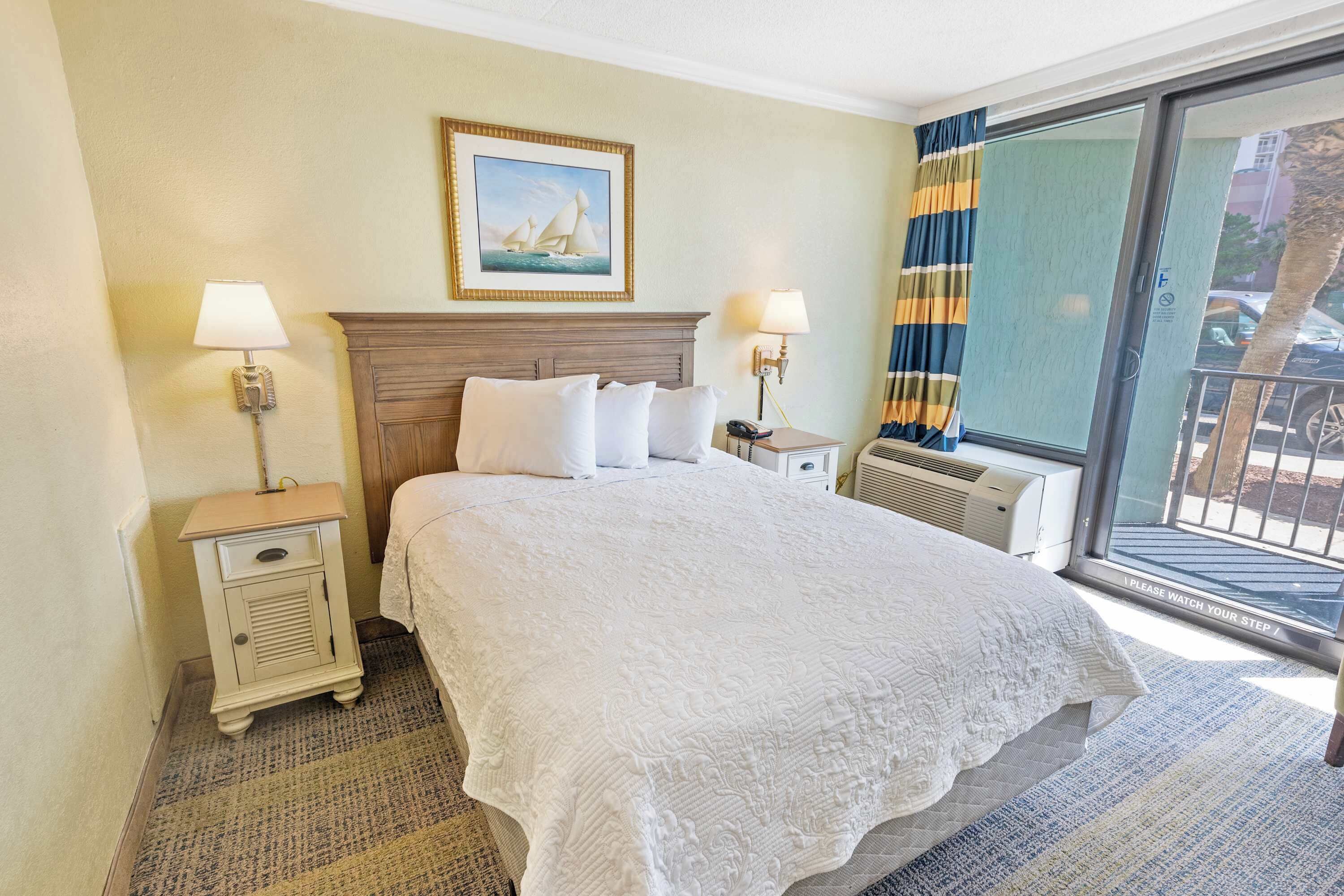 Ferros/tábuas de passar roupa, Wi-Fi, roupa de cama