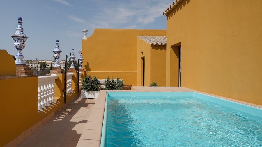 Numa Seville Prestigio