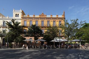 Fachada de la propiedad