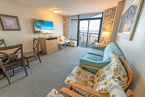 TV - Oceanview Landmark,King Bed,Handicap Accessibility (Myrtle Beach)