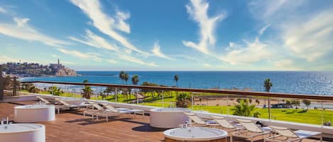 Rooftop terrace