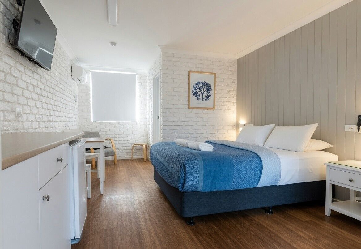 Standard Queen Room 2 | Blackout drapes, iron/ironing board, travel crib, free WiFi