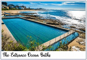Beach nearby, white sand - Bay House Motel (Bateau Bay)