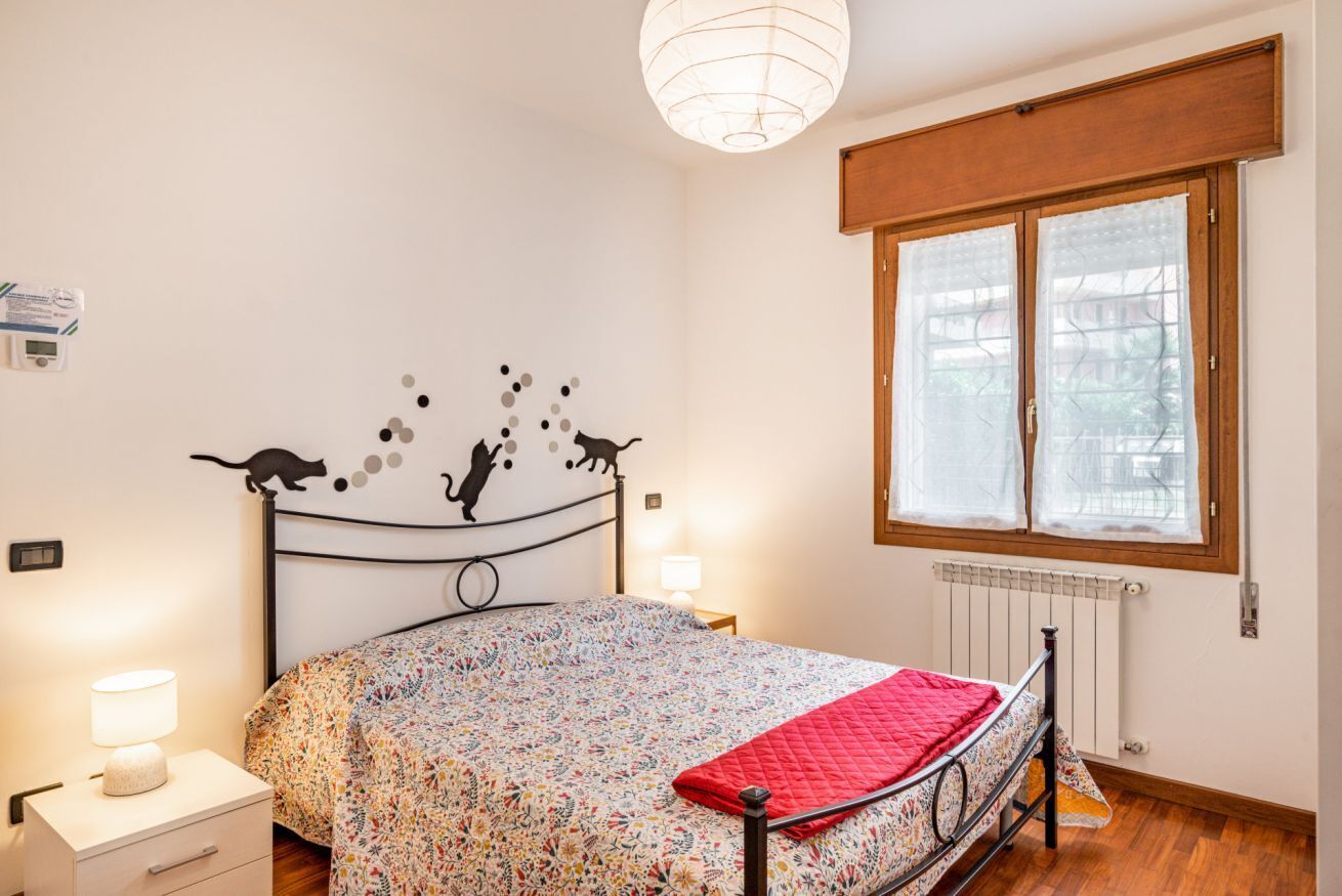 3 chambres, fer et planche à repasser, Wi-Fi, draps fournis