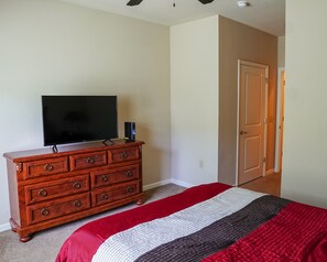 1 chambre, fer et planche à repasser, Wi-Fi gratuit, draps fournis