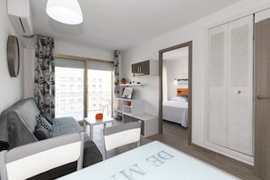 1 bedroom, iron/ironing board, bed sheets