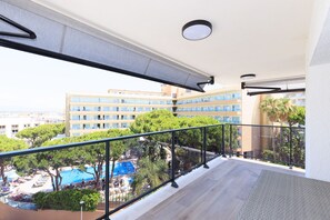 Property grounds - Refurbished Apartment in the cliffs area - UHC ONDINA (Salou)