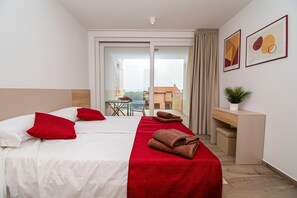 4 habitaciones, internet y ropa de cama 