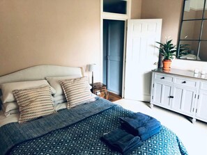 1 bedroom, iron/ironing board, free WiFi, bed sheets - Lovely 1-bed Apartment in Bath (Bath)