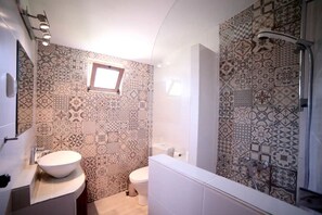 Bathroom - Family cottage with sea view, pool, tennis (Lagos)
